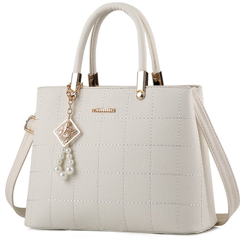 European And American Hair Ball Handbags Simple Women'S Bags Diagonal Bags Fashion Women'S Bags - Oopsdadforgot.com