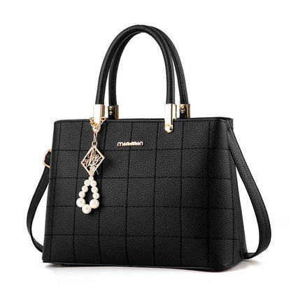 European And American Hair Ball Handbags Simple Women'S Bags Diagonal Bags Fashion Women'S Bags - Oopsdadforgot.com